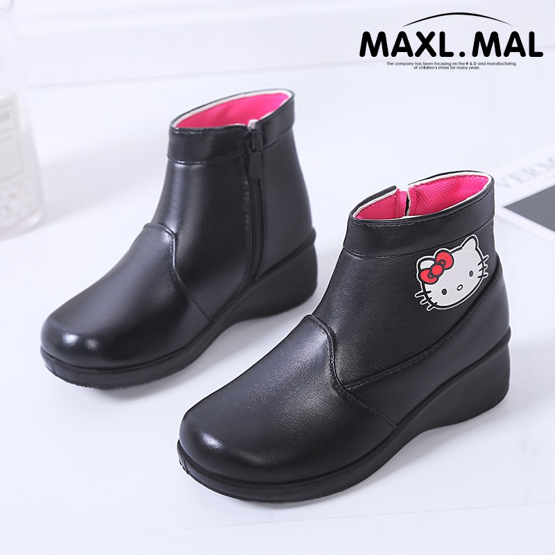 black shoes high top