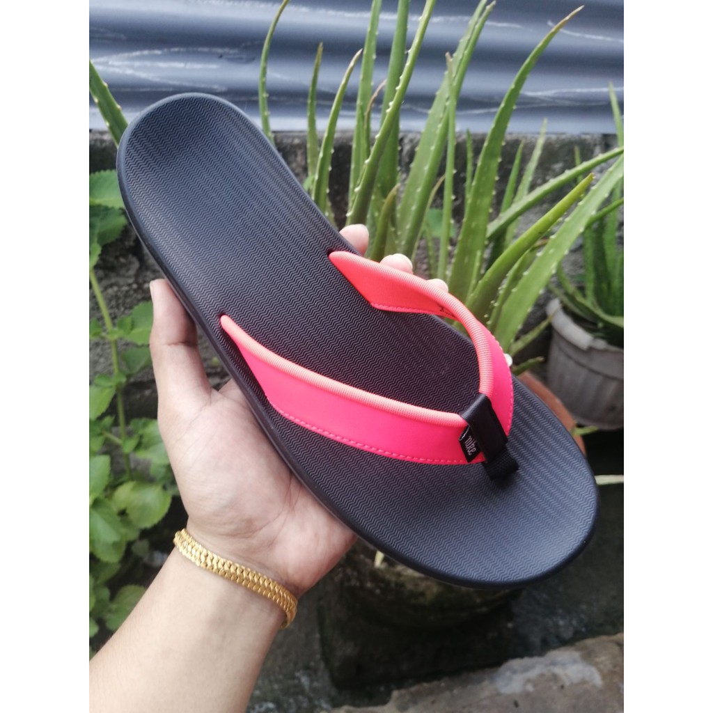nike bella kai pink