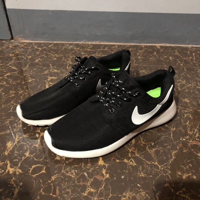 replica roshe run