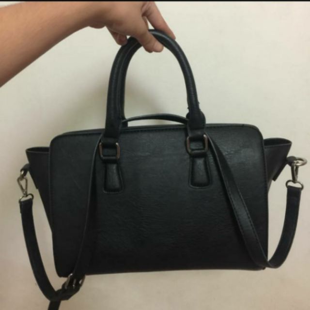 sling bag stradivarius