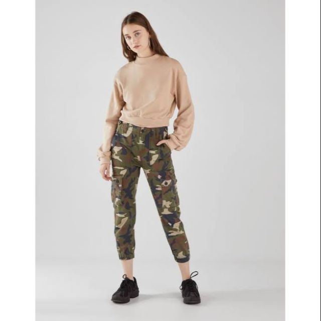 bershka camo pants