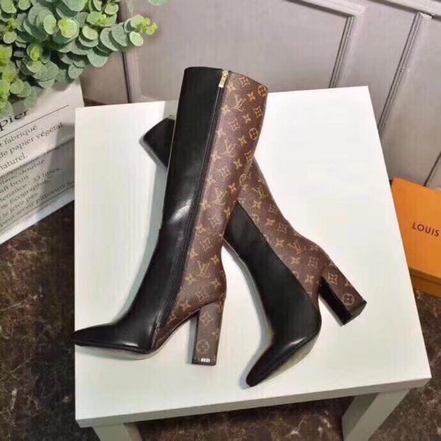 louis vuitton womens boots