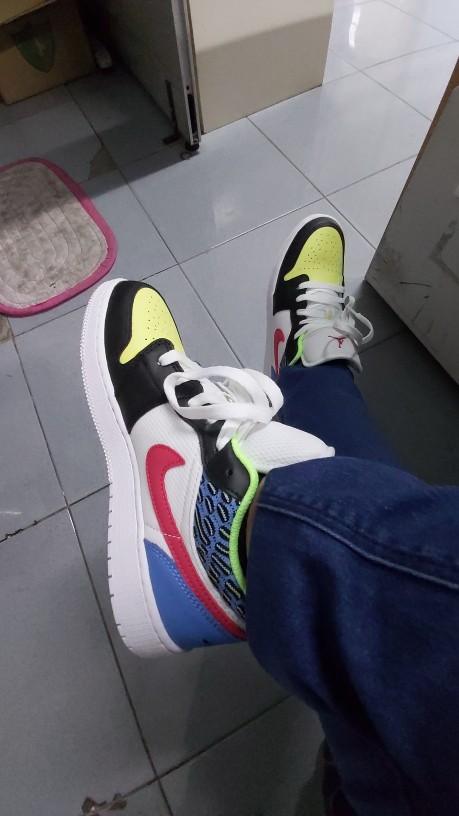 funky patterns jordan 1 low