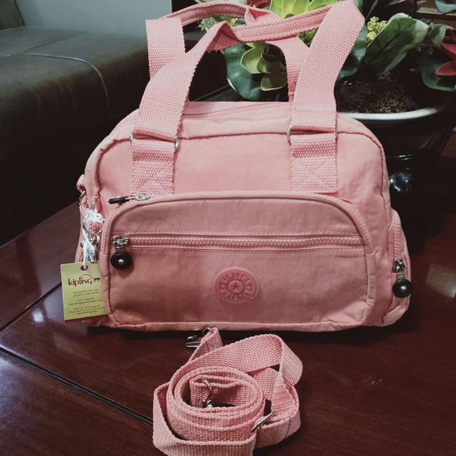 kipling bags from which country