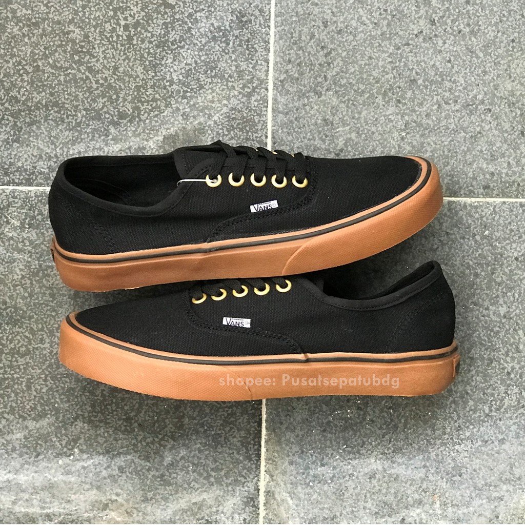 black and gold vans