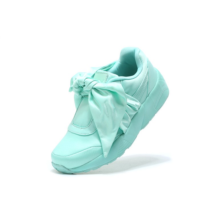 mint green pumas