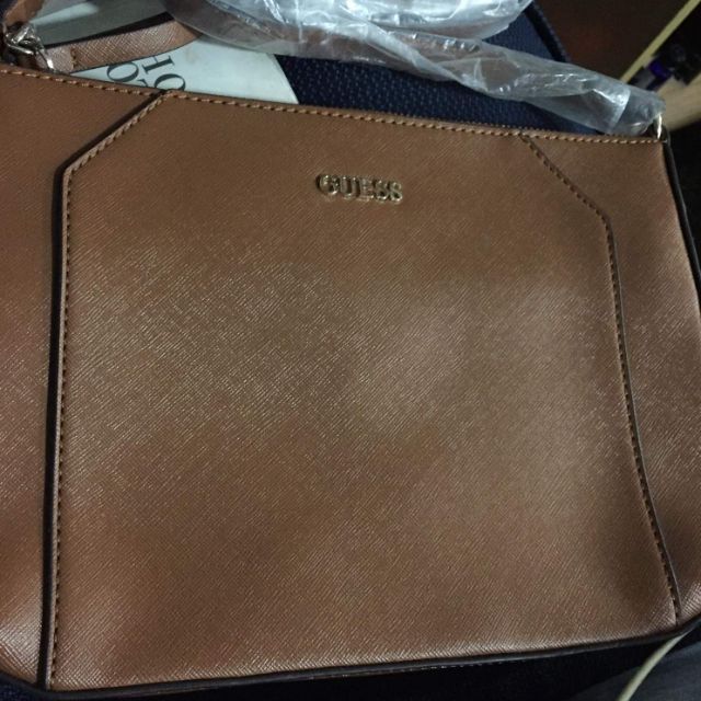 guess sling bags canada