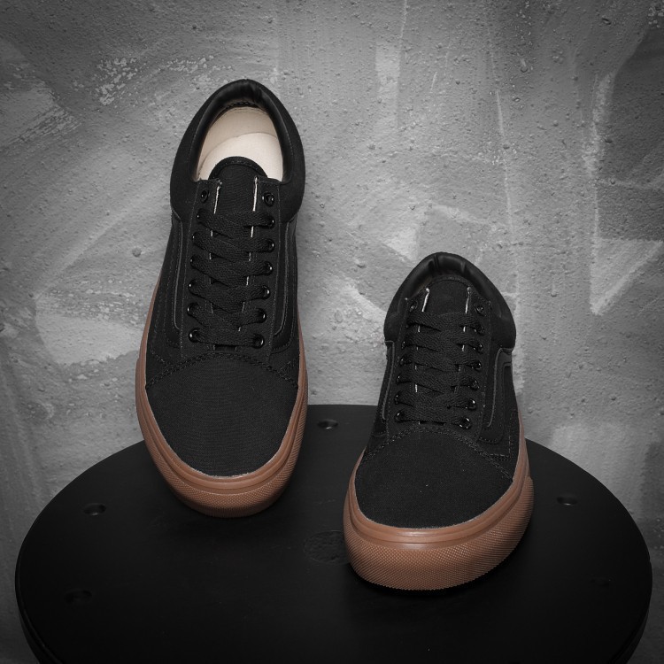 vans canvas old skool shoes