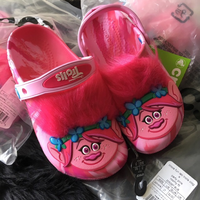 trolls crocs size 7