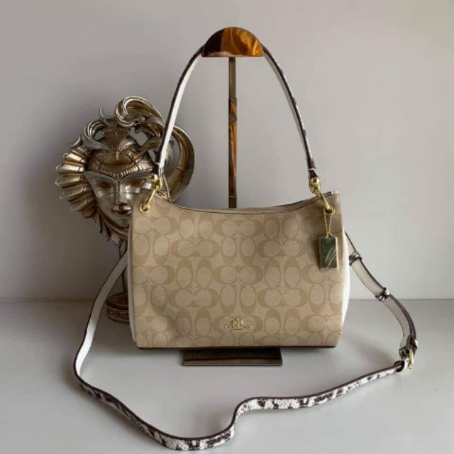 small mia shoulder bag in signature canvas