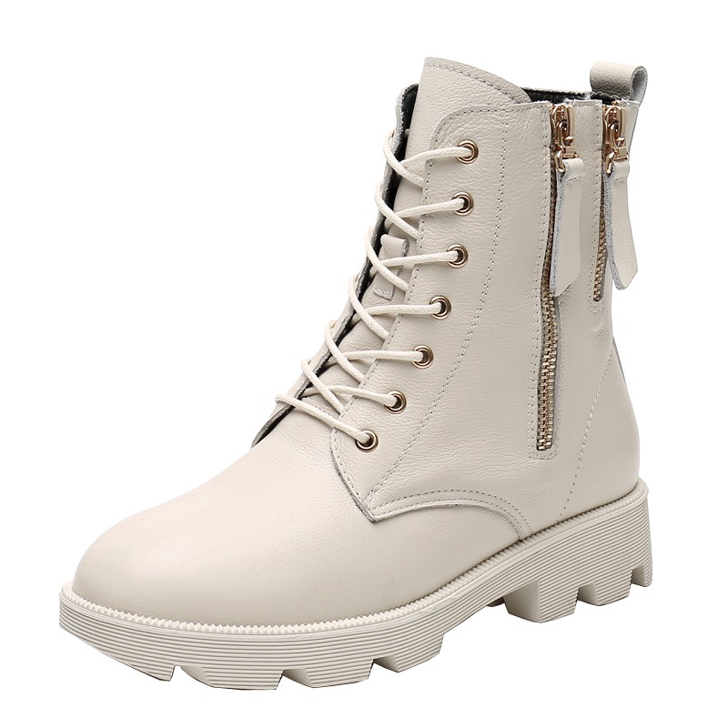 flat bottom boots