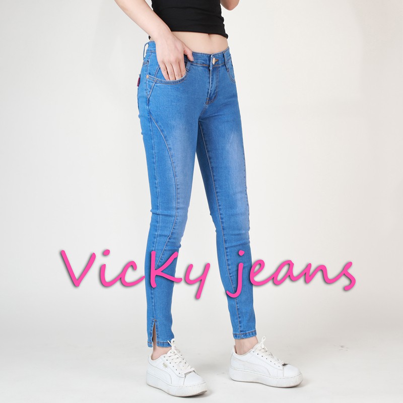 cut skinny jeans