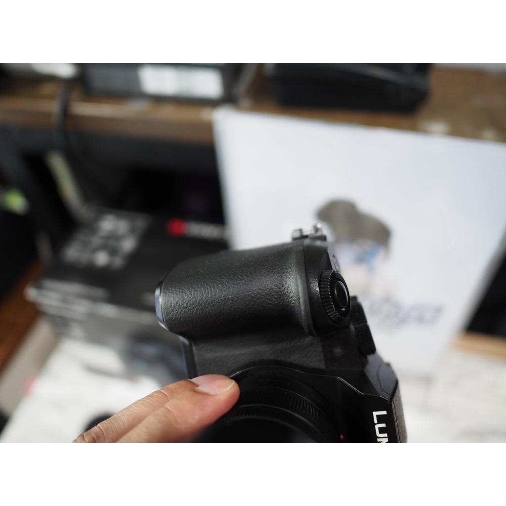 Panasonic G85 + 14-42 mid condition, no heavy marks, works well, thin rubber handles, starting to sw #3