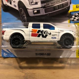 nissan navara hot wheels