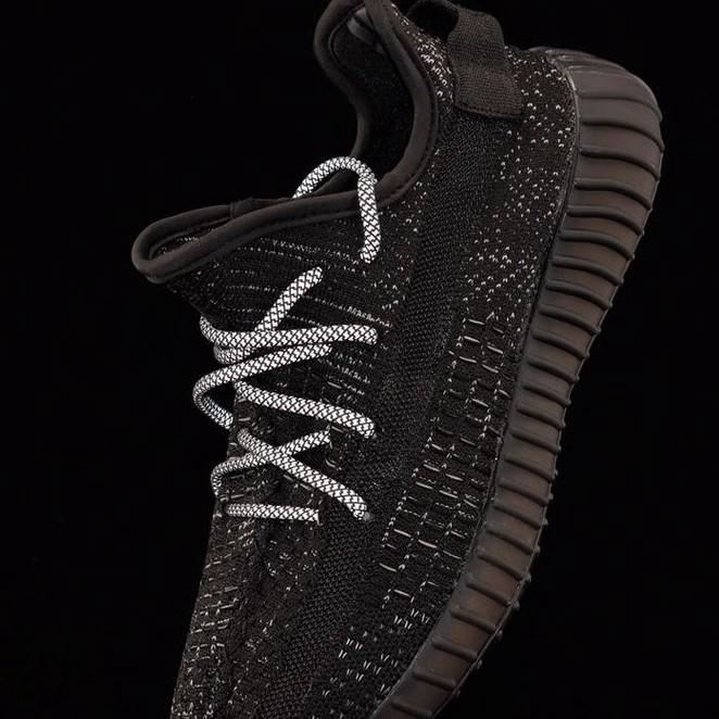 YEEZY BOOST 350v2 Static Non Reflective Facebook