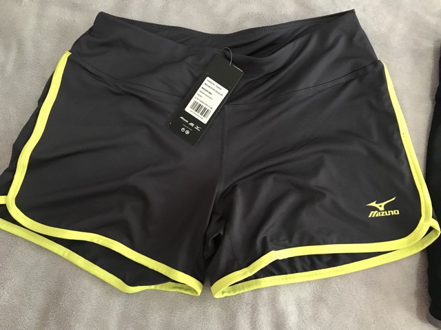 mizuno training shorts