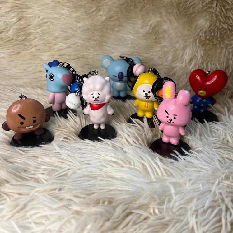 Mrs Bee Kpop Bts Character Bt21 Miniature Figurine Keychain Collection