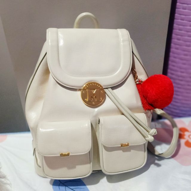 Metrocity bag off white original, Luxury, Bags & Wallets on Carousell