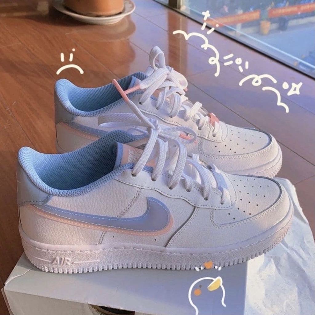 nike navy and pink sneakers