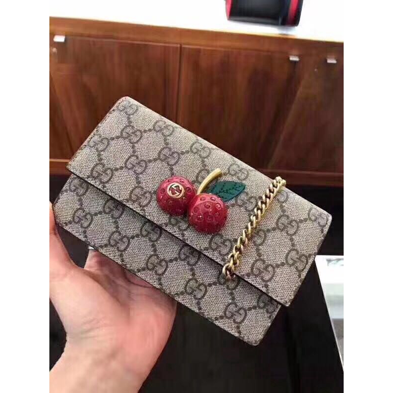 gucci cherry woc