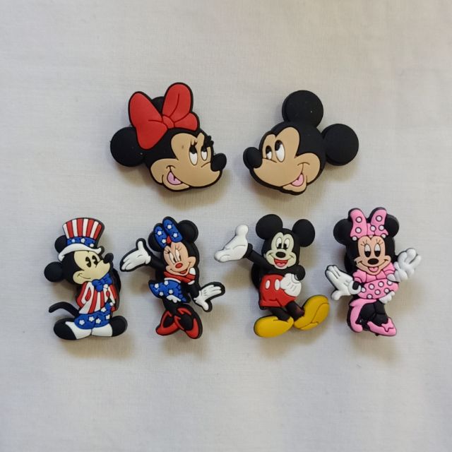 jibbitz mickey mouse