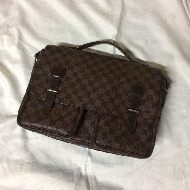 lv broadway messenger bag