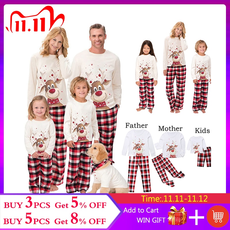 mom and baby girl matching christmas pajamas