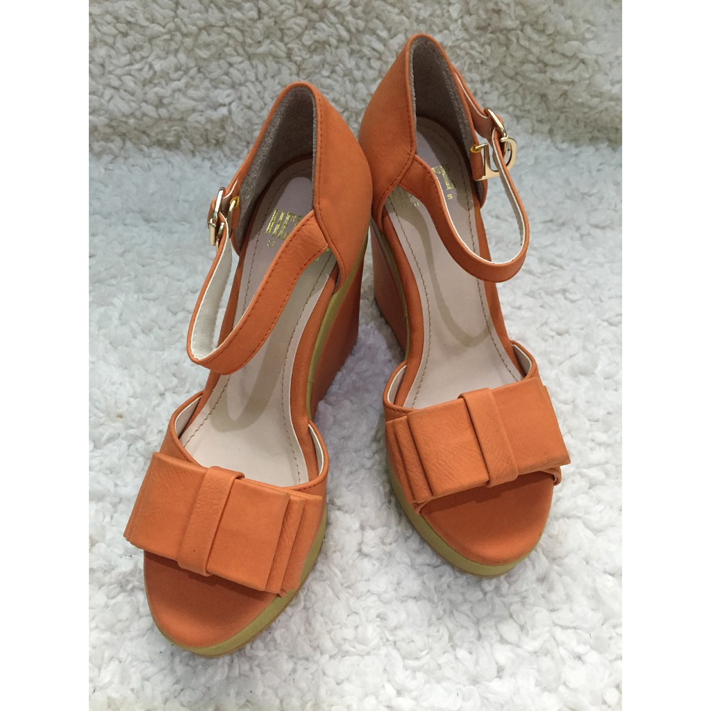 trendy wedge sandals