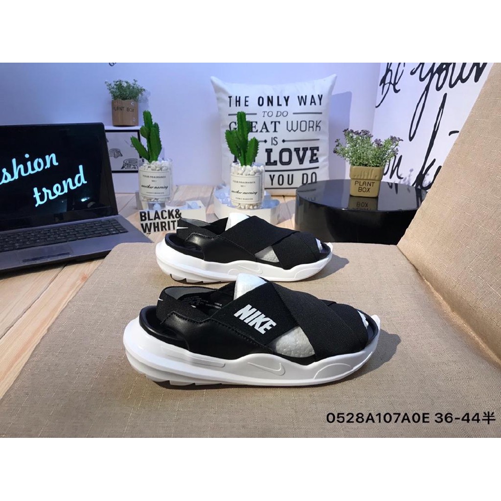 mens nike closed toe sandals