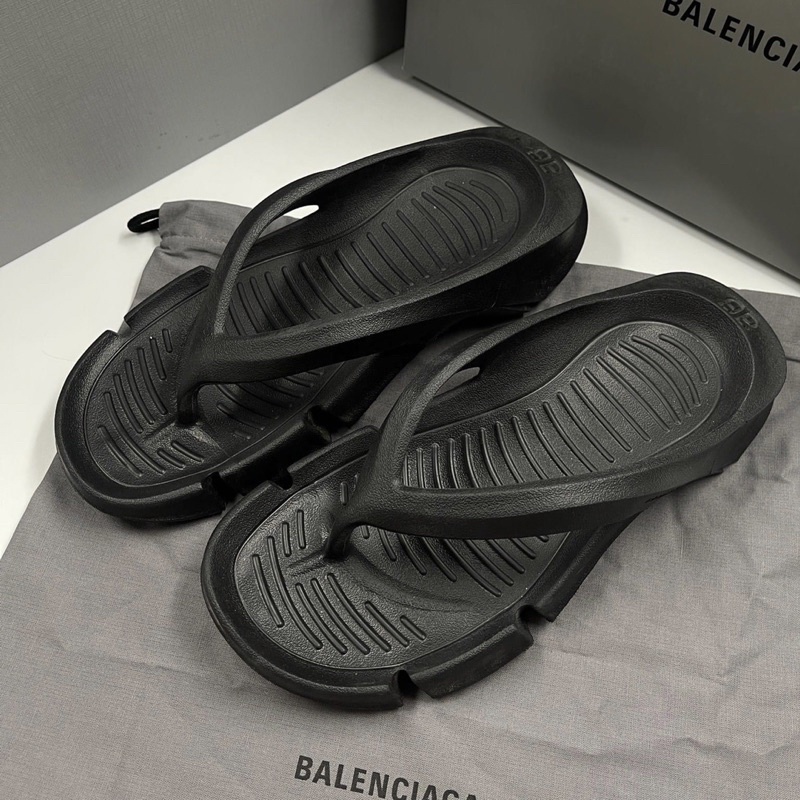 Balenciaga Mold Thong Sandals for Men (4 Colors) | Shopee Philippines