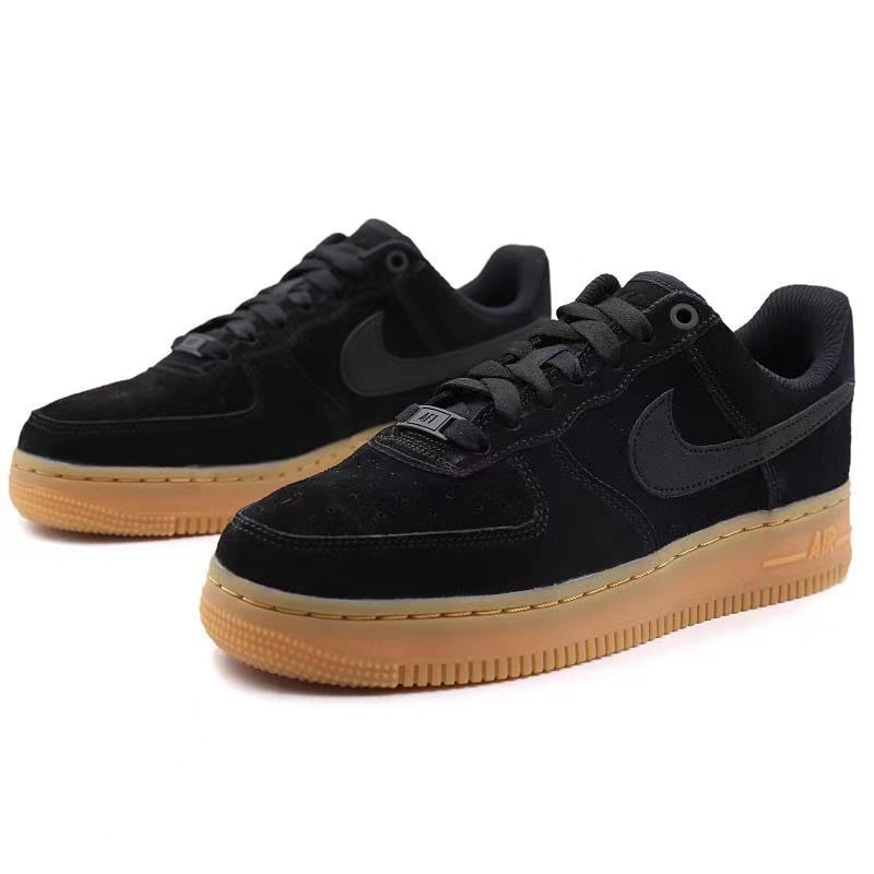 rubber sole nike shoes