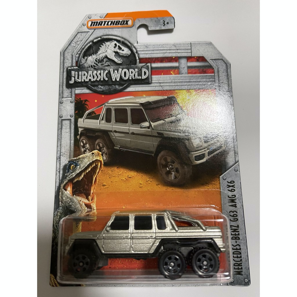 matchbox jurassic world mercedes benz