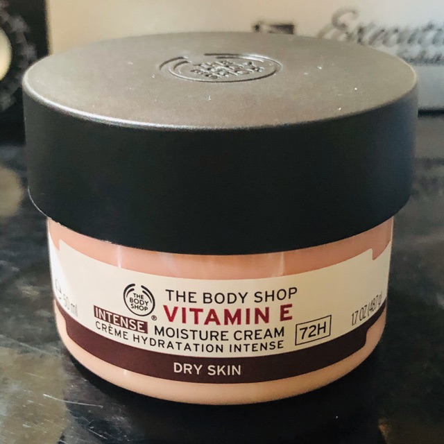 The Body Shop Vitamin E Intense Moisture Cream