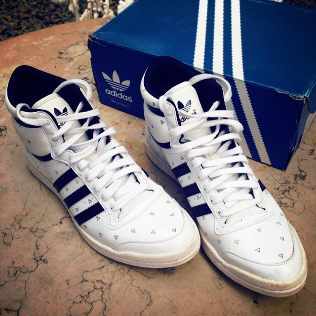 adidas sleek series