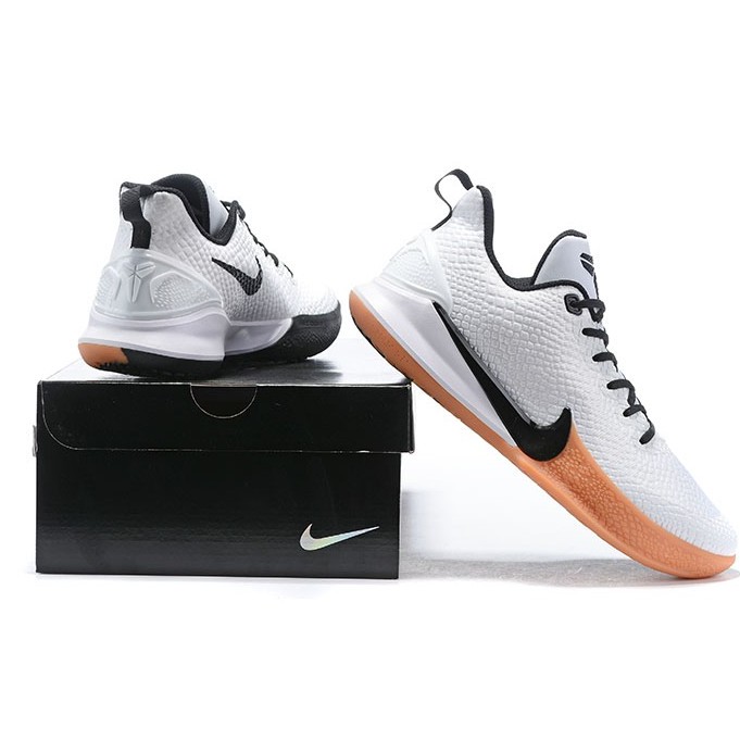 nike men's kobe mamba focus basketball shoes
