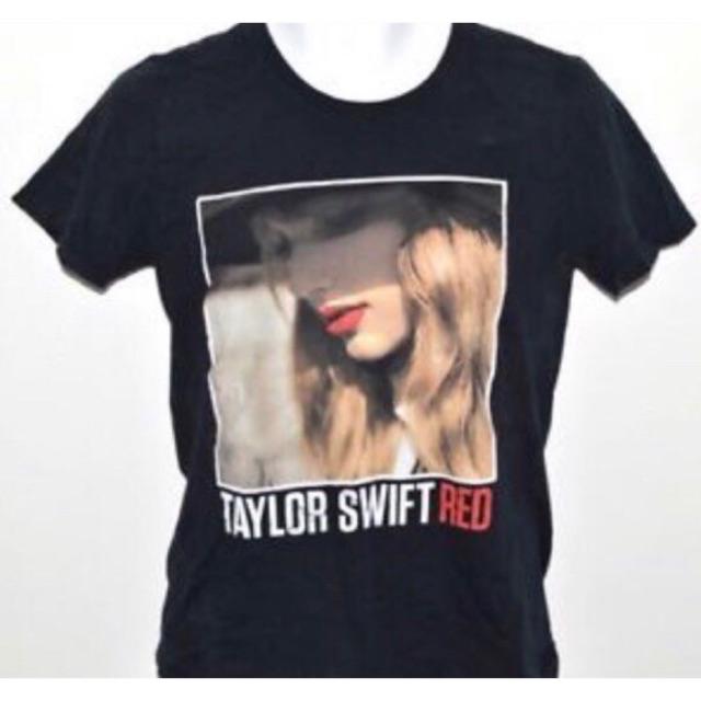taylor swift red shirt