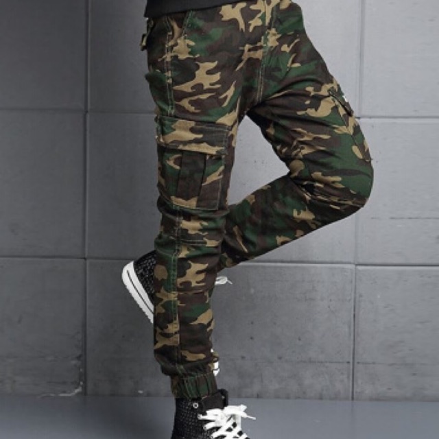 camo pants with pockets