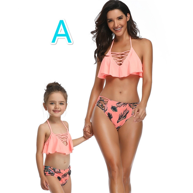 matching mother daughter swim