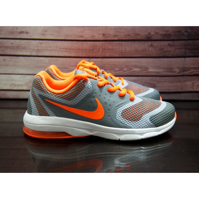 nike 2y size