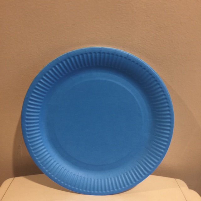 blue paper plates
