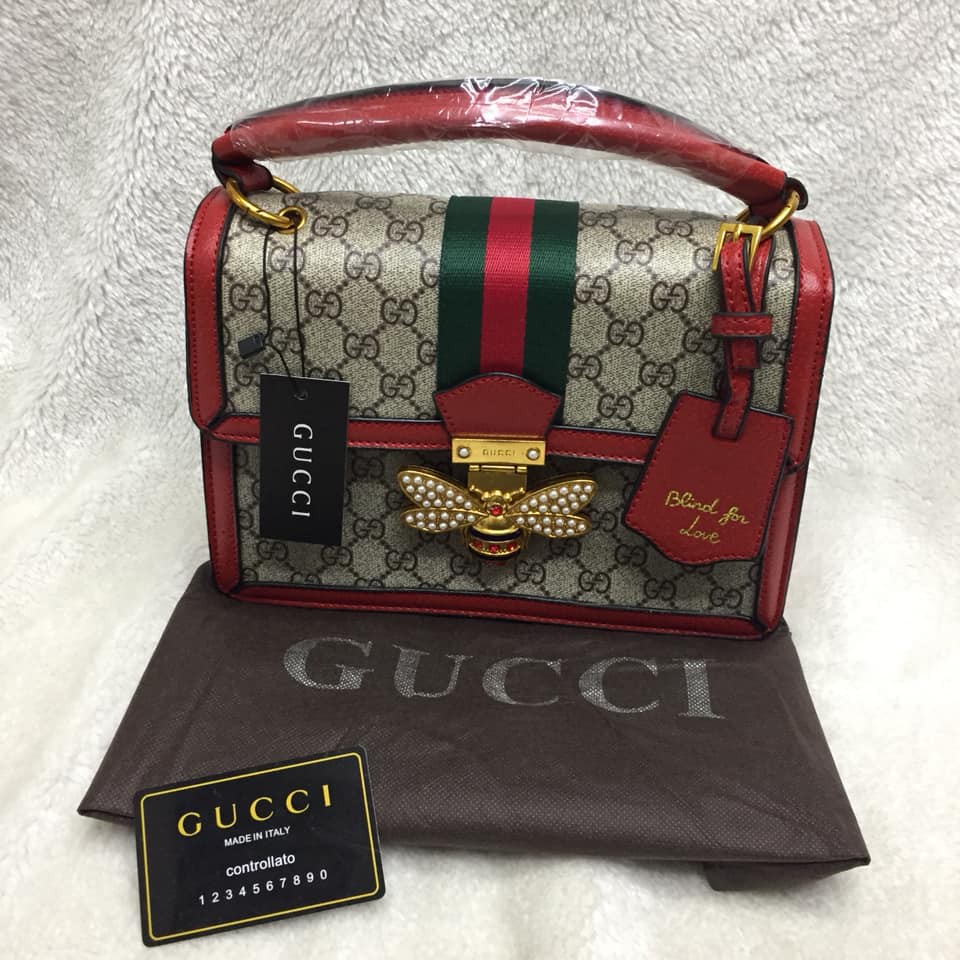 gucci sling bag with bee