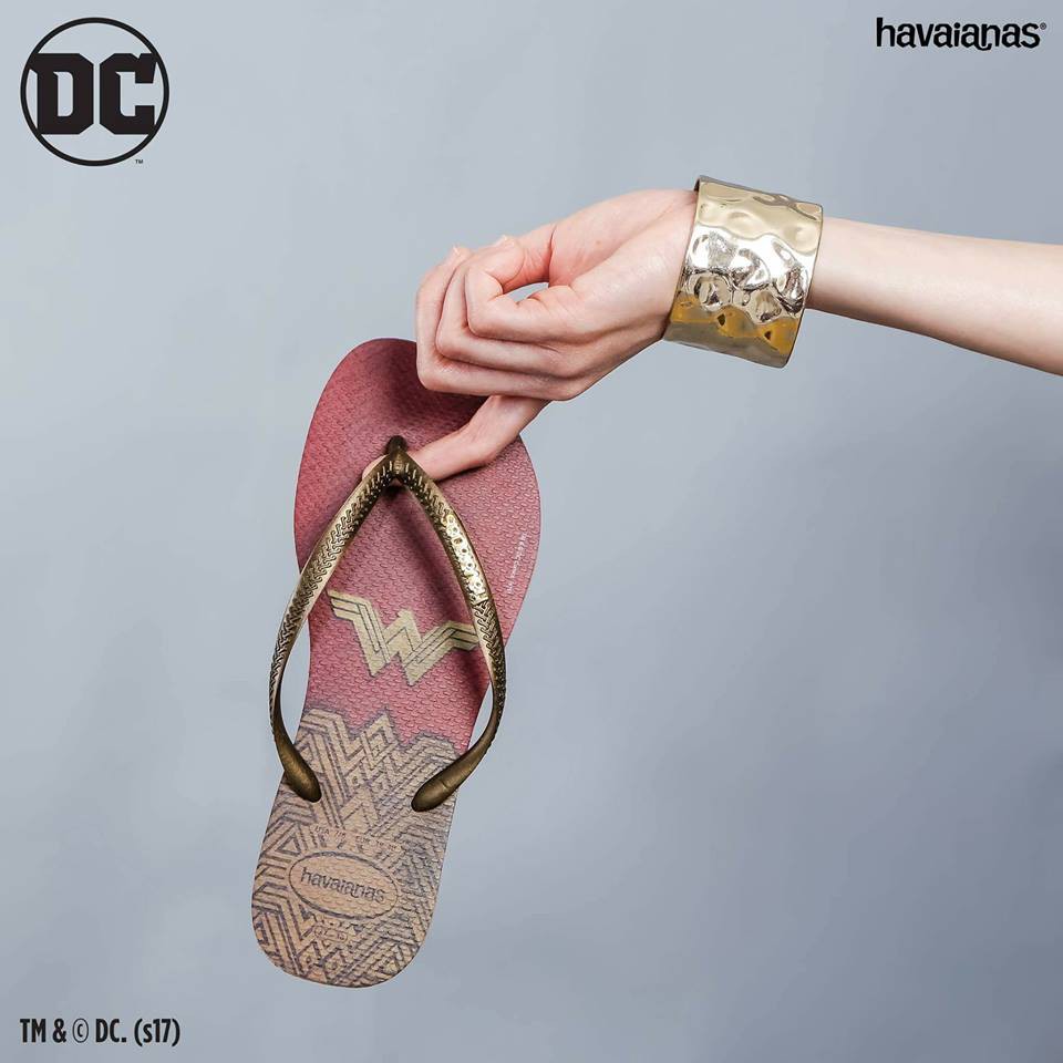 havaianas wonder woman