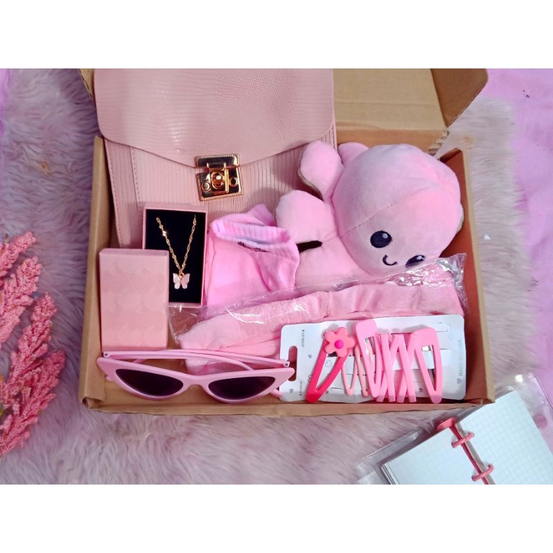 Gift set for her, gift packages for your girlfriend bestfriend sister