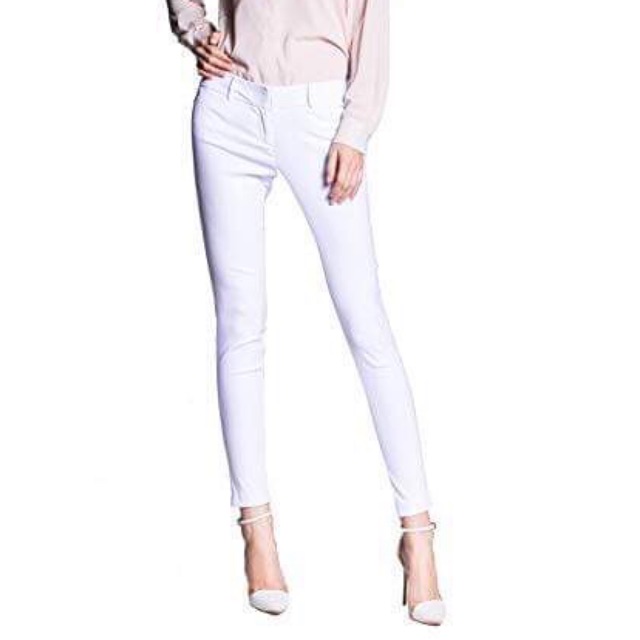 belted cargo trousers