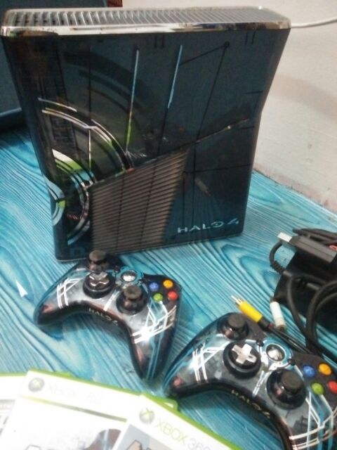 xbox 360 halo 4 console