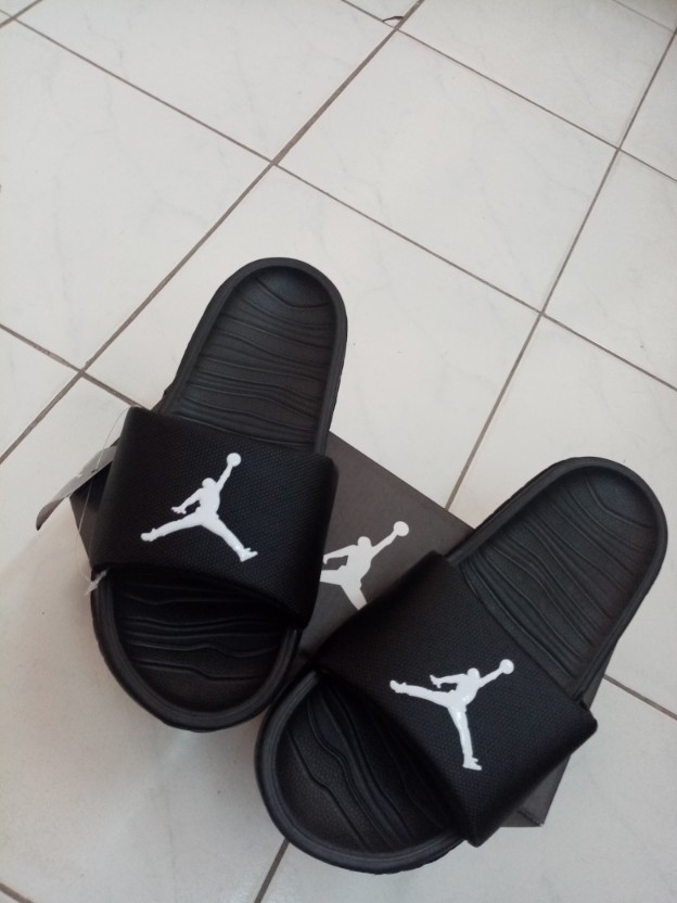 2019 jordan sandals