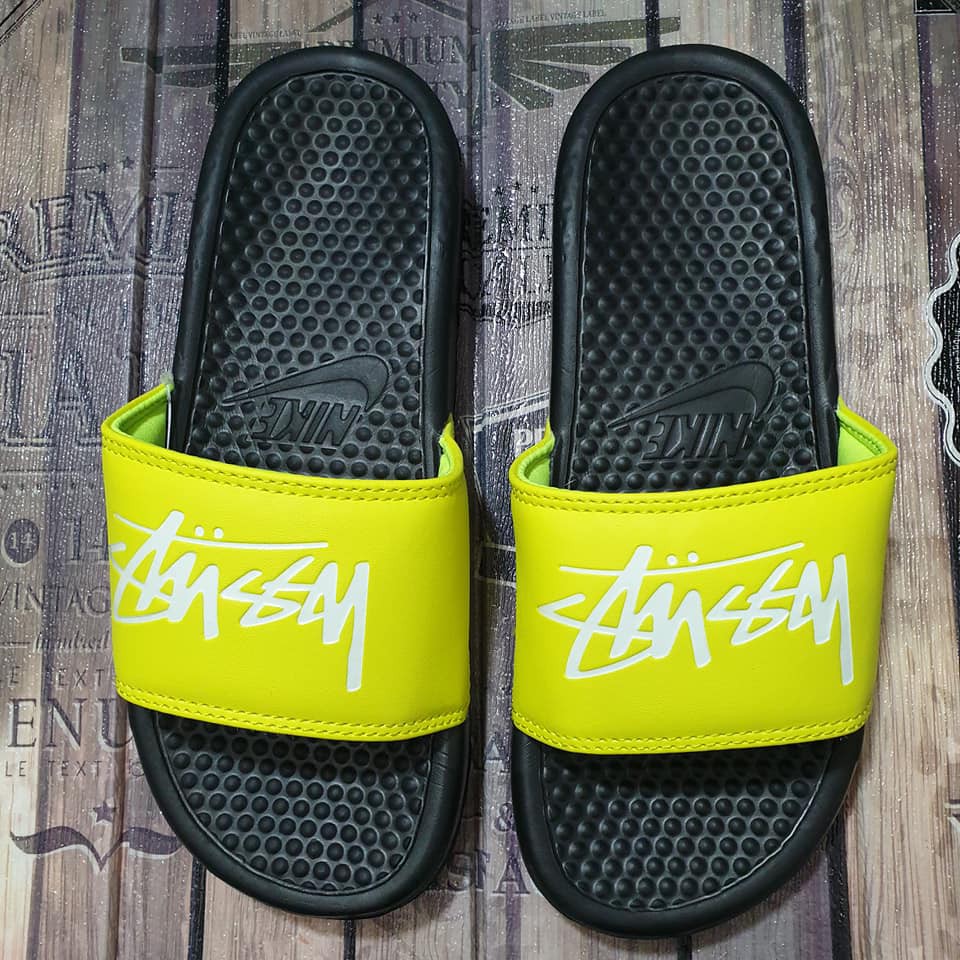 stussy slippers