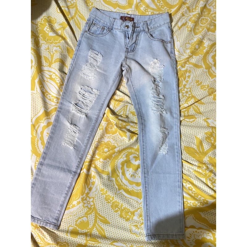size 27 waist jeans