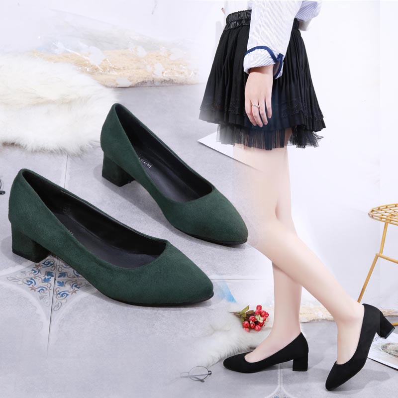 mid heel pointed shoes