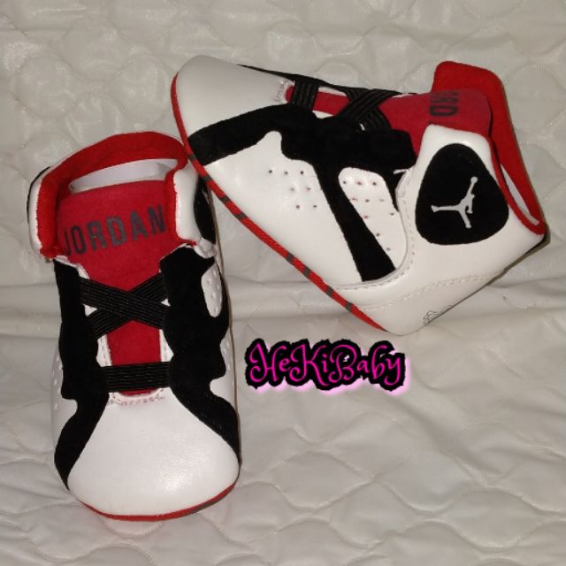 4.5 inches baby shoe size